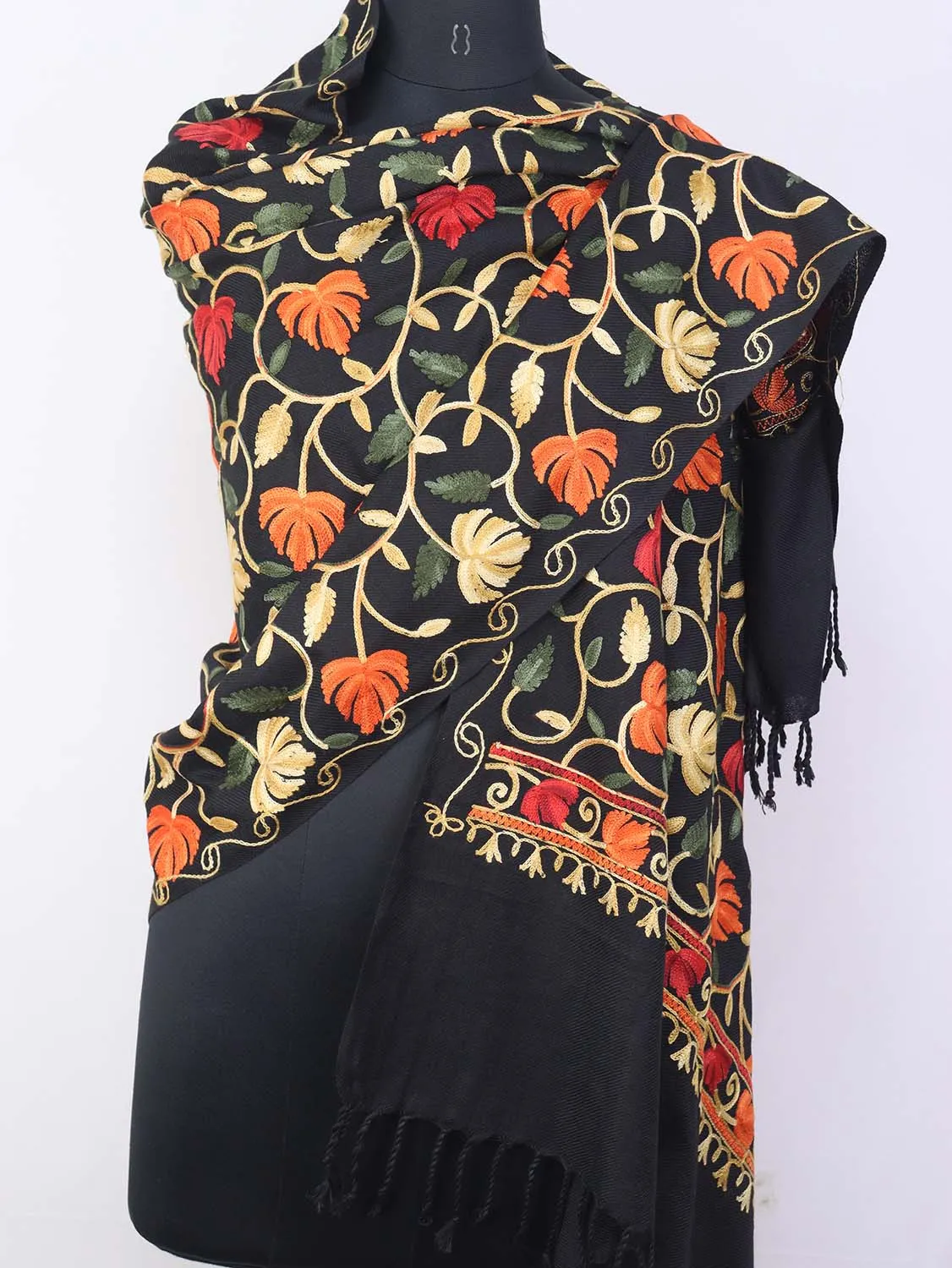 Black Embroidered Kashmiri Aari Work Woollen Stole