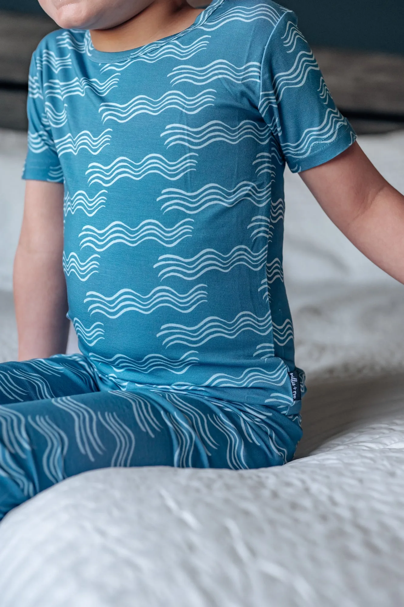 SHORT SLEEVE 2 PIECE SETS - Waves